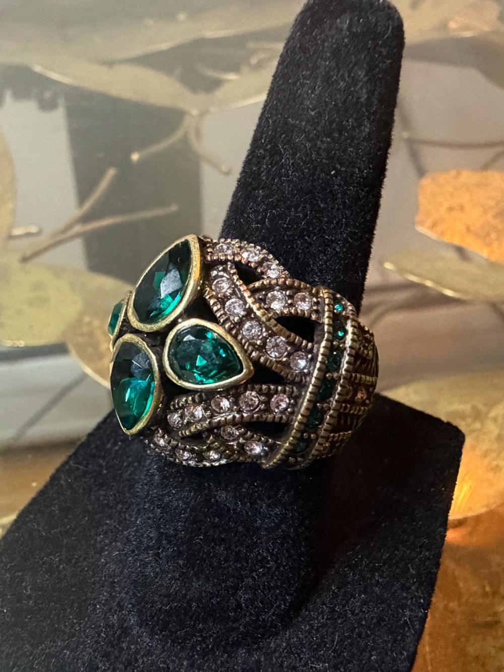 Heidi Daus "Emerald City" Cocktail Ring Size 6 - Picture 2 of 9